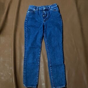 Stylish Indigo Women's Straight Leg Jeans